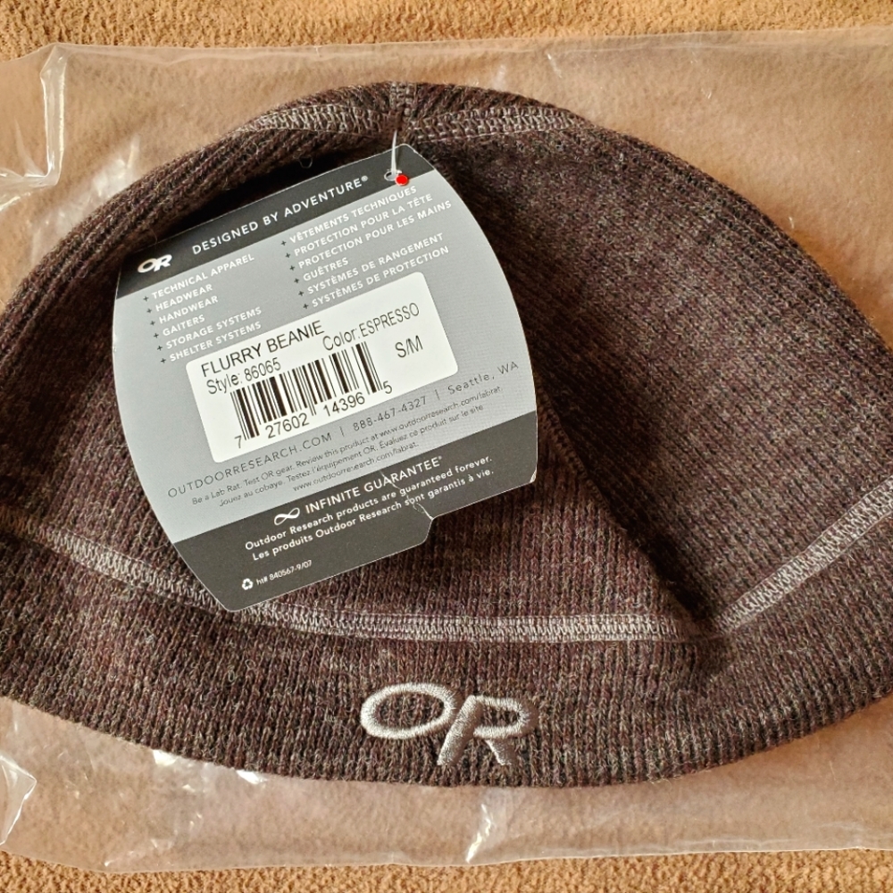 NWT Outdoor Research Flurry Beanie, Espresso Brown, S/M